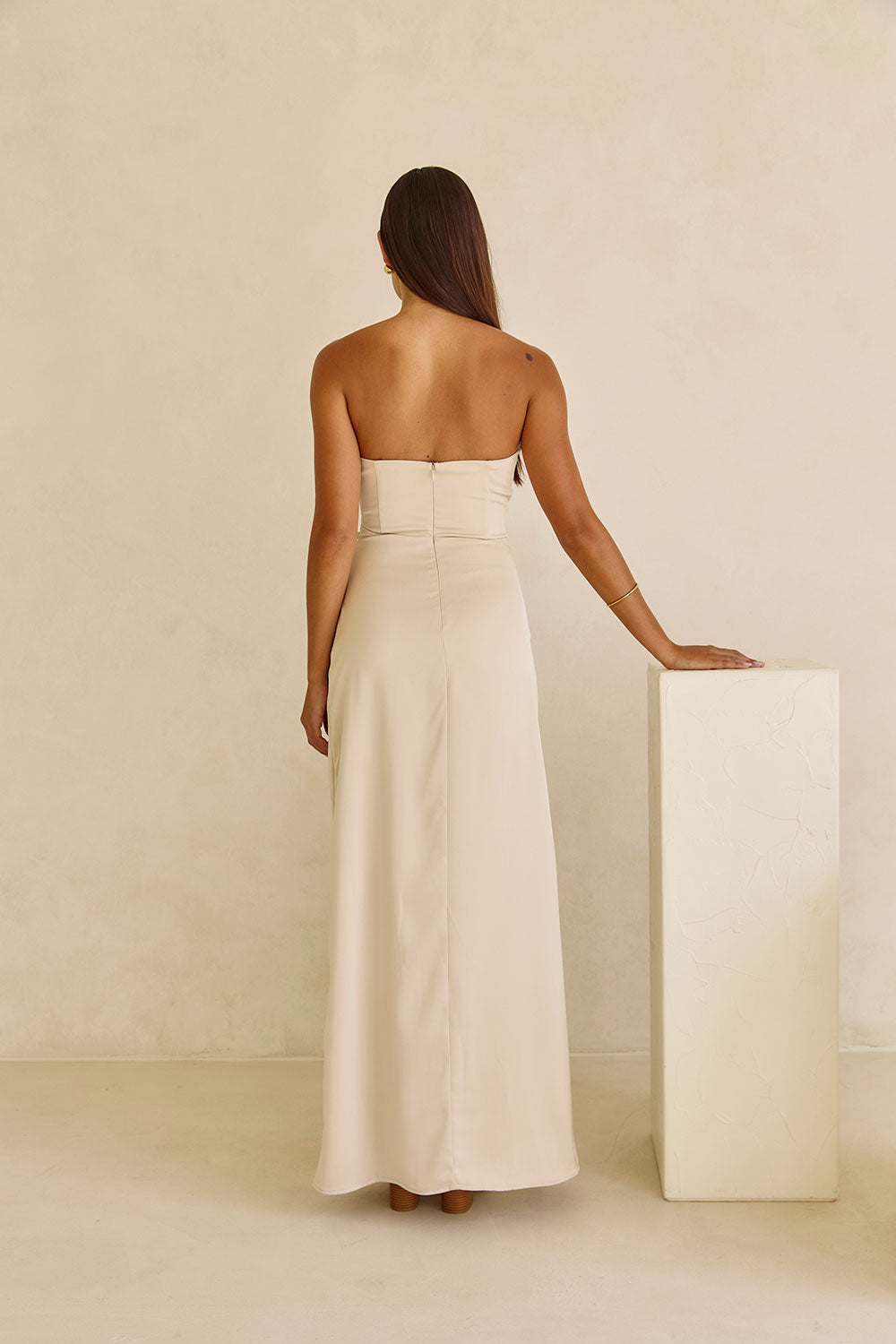 Vestido Midi Pela