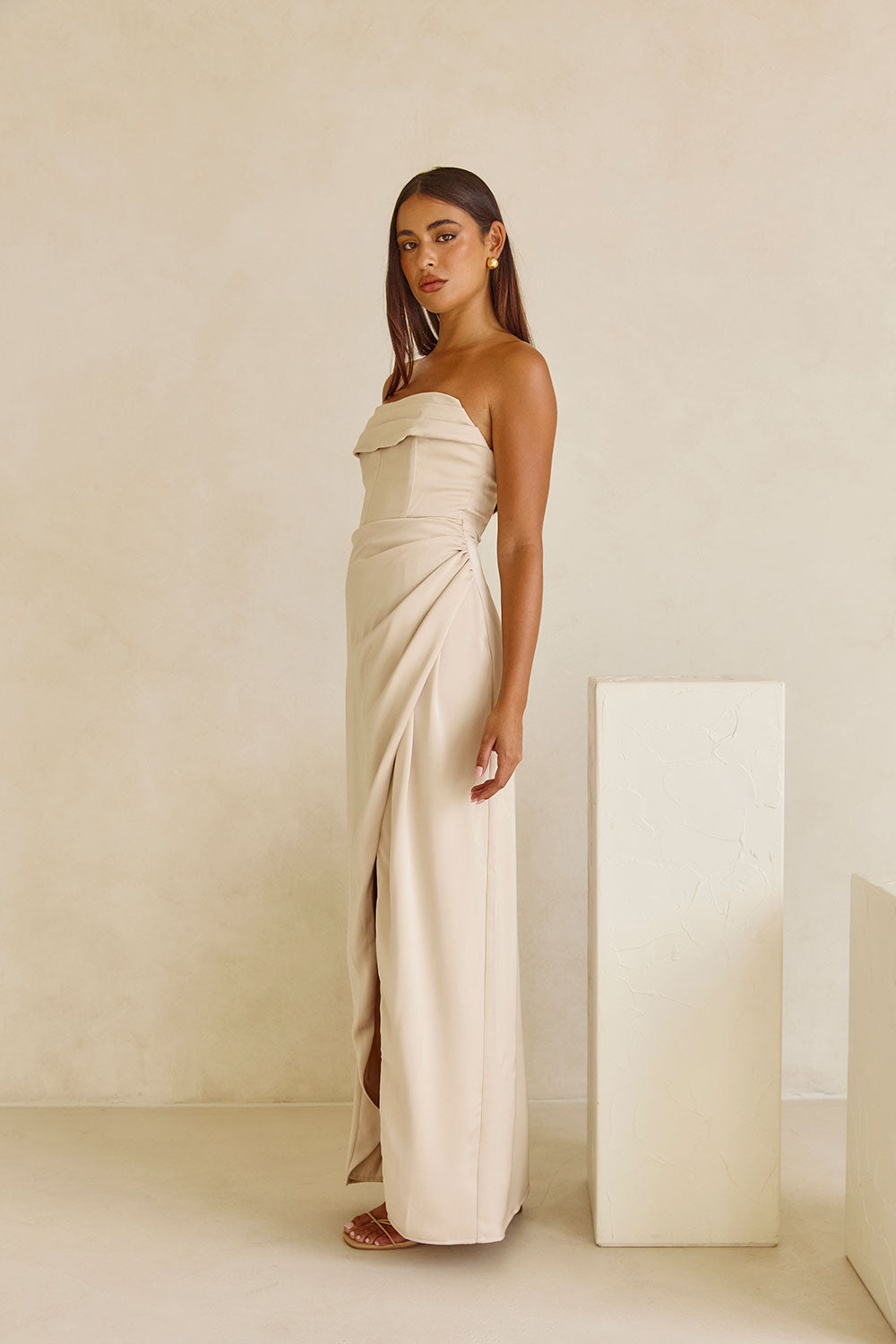Vestido Midi Pela