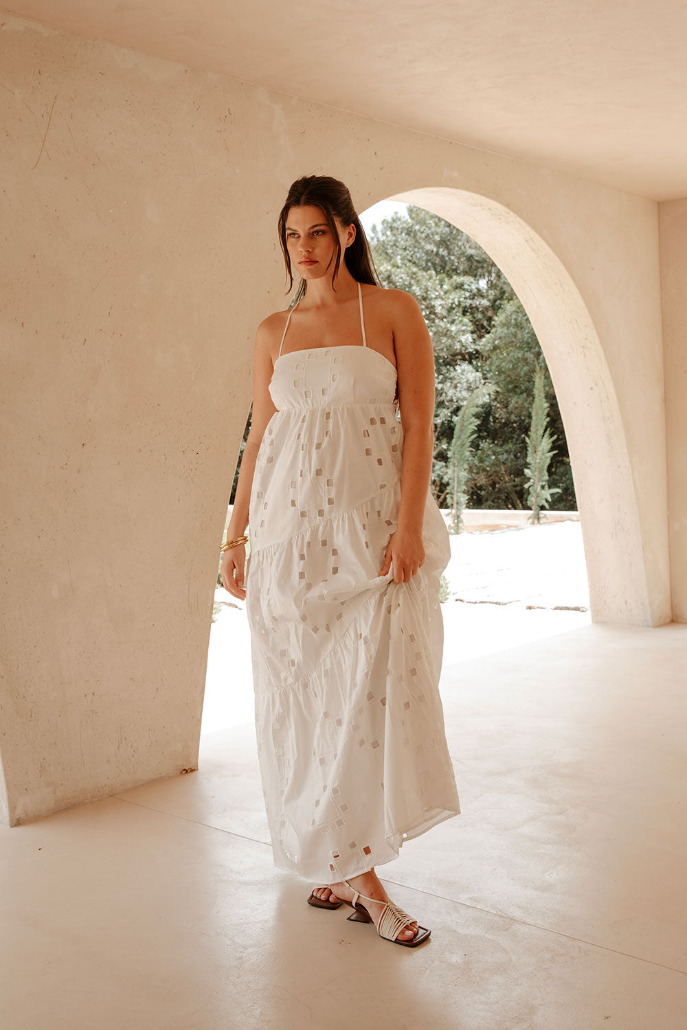 Vestido Giselle Sem Costas - Corte a Fio